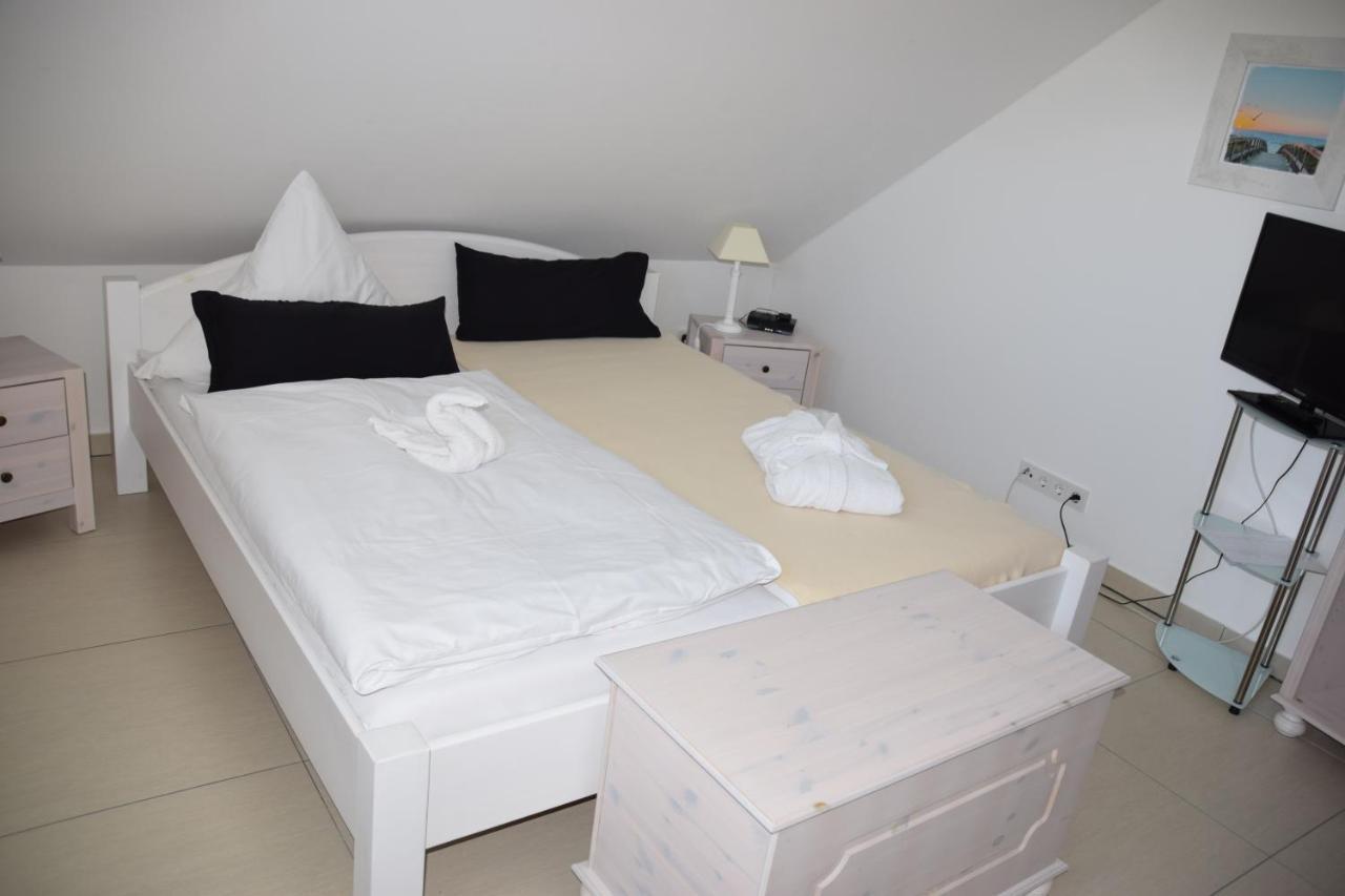 Wellness Appartements Ostfriesland Ihlowerfehn Екстериор снимка