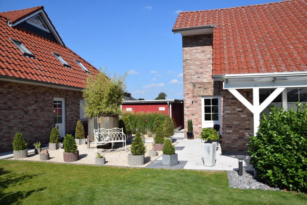 Wellness Appartements Ostfriesland Ihlowerfehn Екстериор снимка
